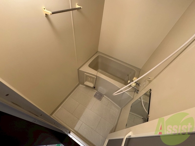 バス・シャワールーム　ユニットバスです。疲れを癒すのに欠かせませんね！