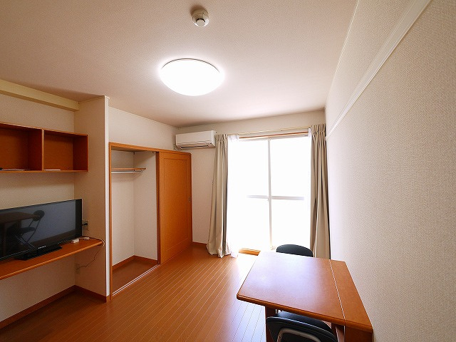 居室・リビング　おしゃれな居間です