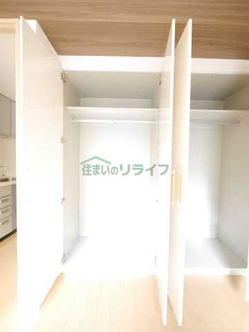 収納　オーキッドレジデンス神楽坂(反転タイプ)