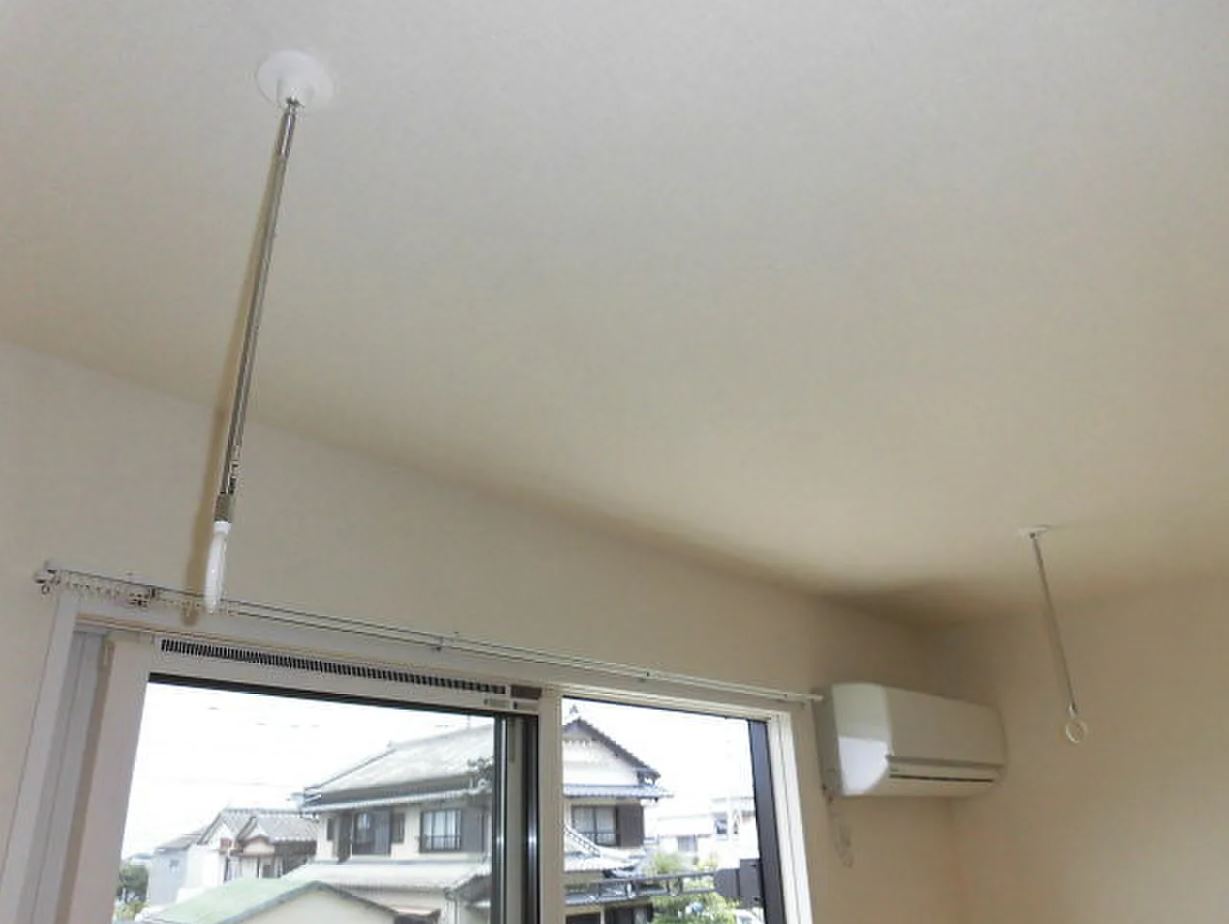 その他　室内物干し機