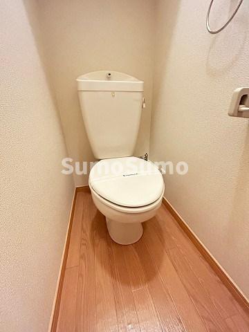トイレ　トイレもきれいです