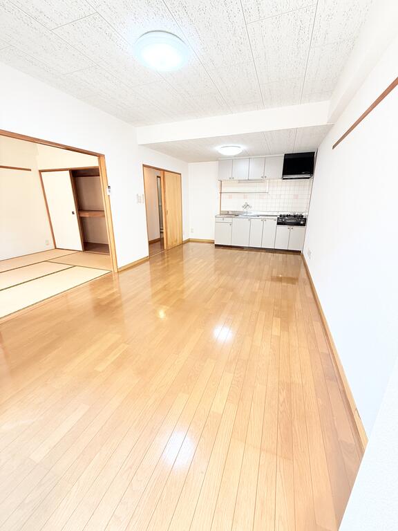 居室・リビング　11.6帖の南向きリビングです。