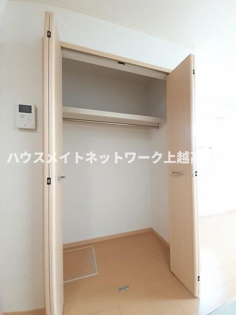 収納　クローゼット
