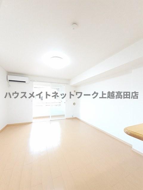 居室・リビング　居室・リビング