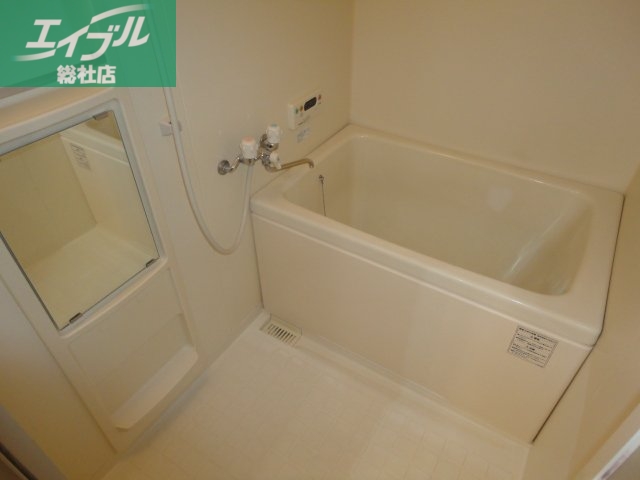 バス・シャワールーム　浴室