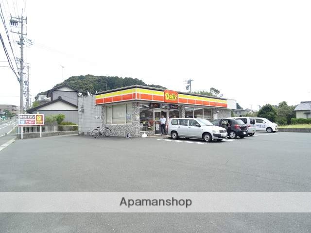 コンビニ　デイリーヤマザキ（コンビニ）まで655m