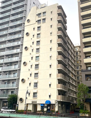 建物外観　外観は落ち着いています