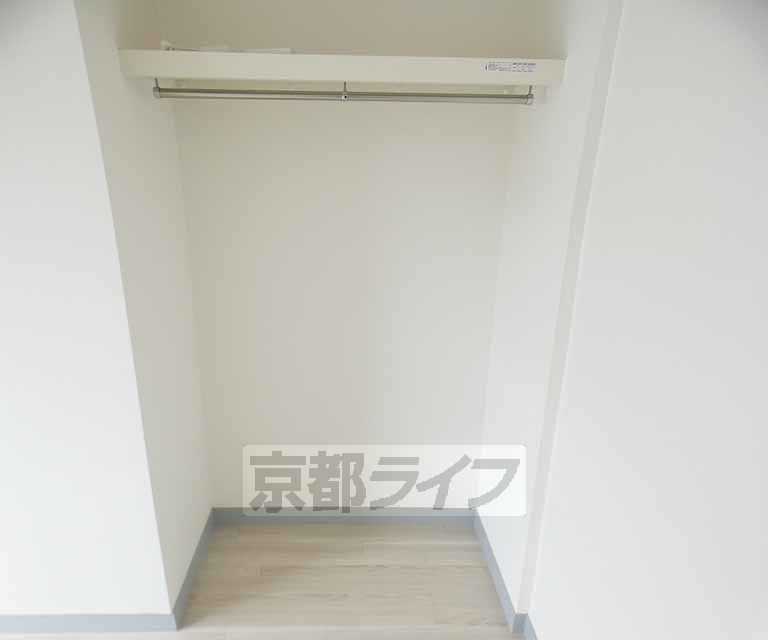 収納　大き目の収納で収納力を確保しています。