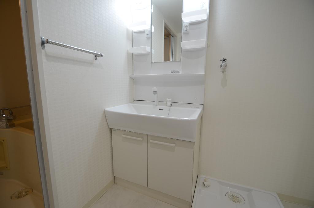 洗面設備　洗髪洗面化粧台