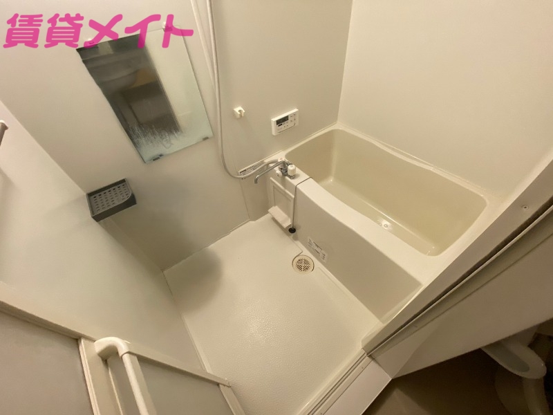 バス・シャワールーム　別部屋画像参考