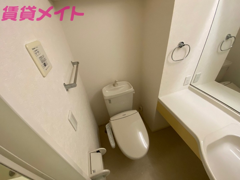 トイレ　別部屋画像参考