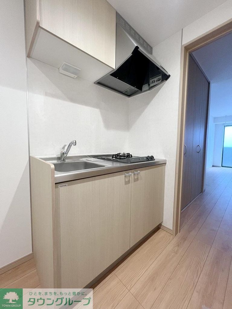 キッチン　玄関