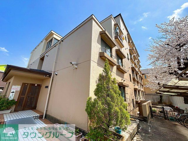 建物外観　春は桜がきれいに見えます♪