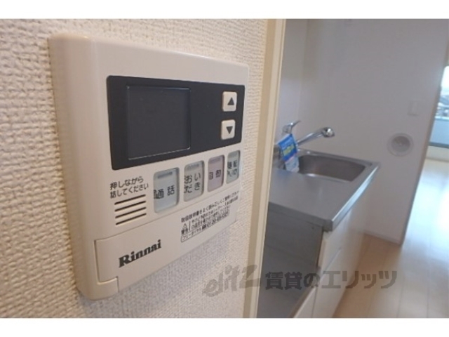 その他設備　給湯器リモコン