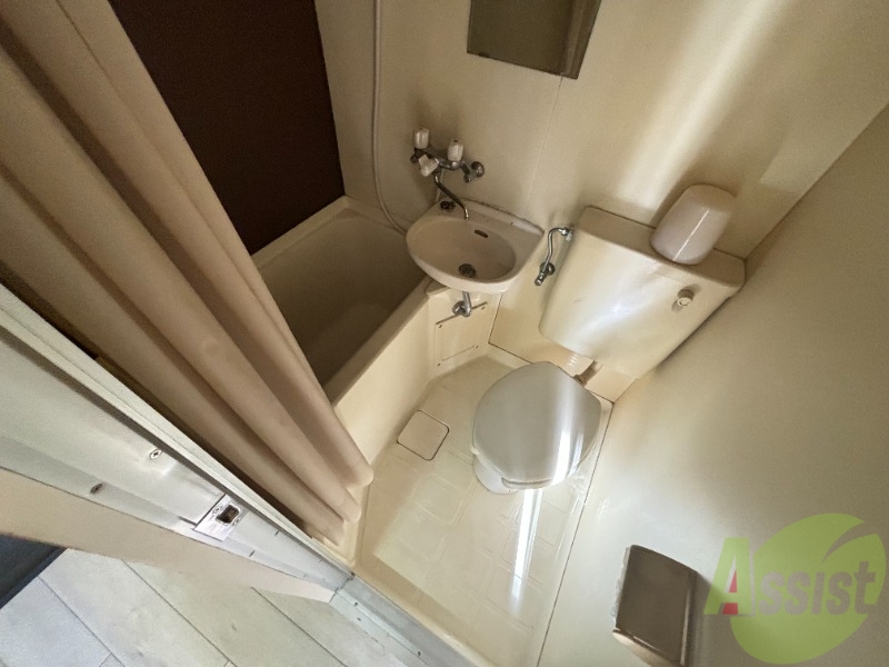 バス・シャワールーム