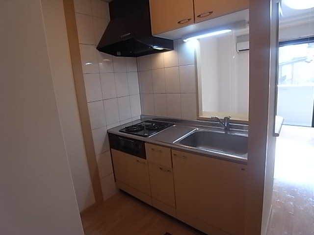 キッチン　ビルトインのシステムキッチン