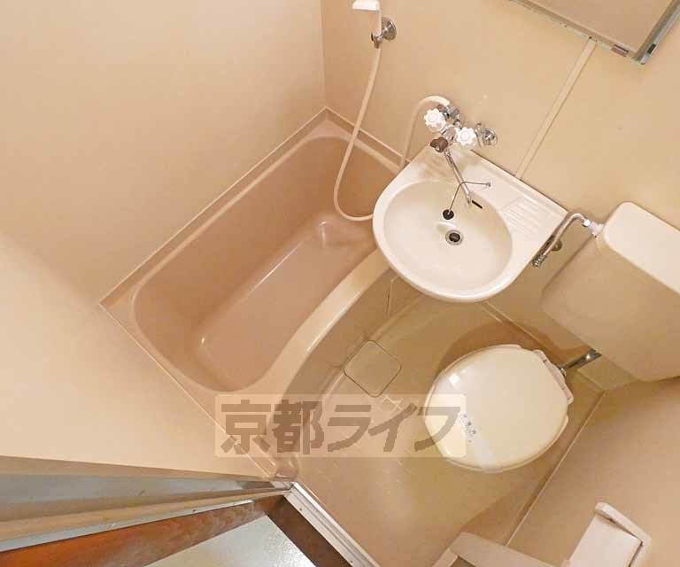 バス・シャワールーム　バスです。