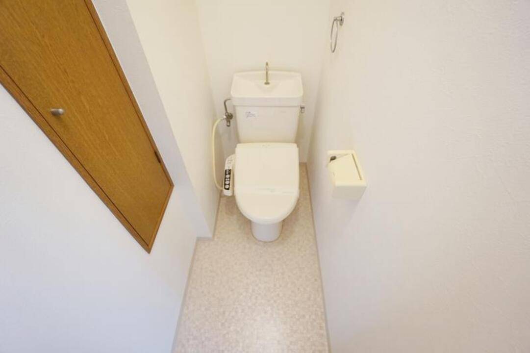 トイレ　トイレ