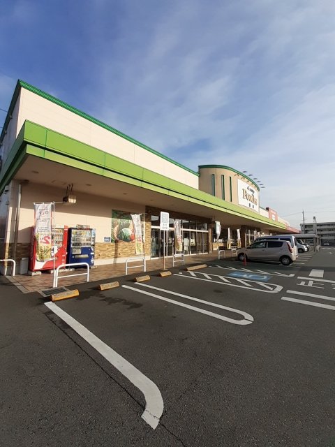 スーパー　フーディーズ神野（スーパー）まで561m