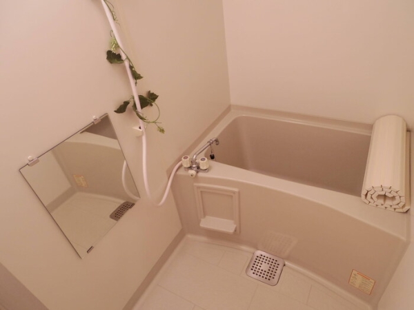 バス・シャワールーム　一日の疲れを癒してください