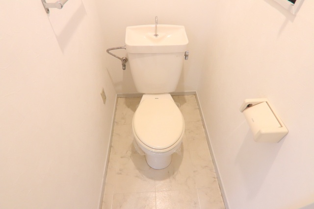 トイレ　別室の参考写真です。※現況優先