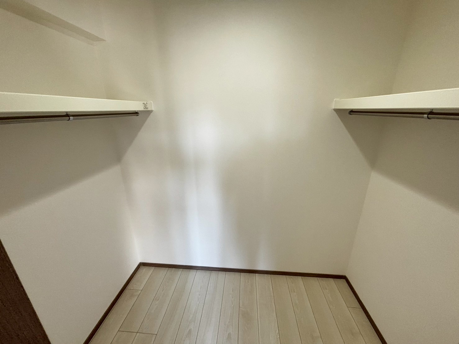 収納　ウォークインクローゼット　※現況優先