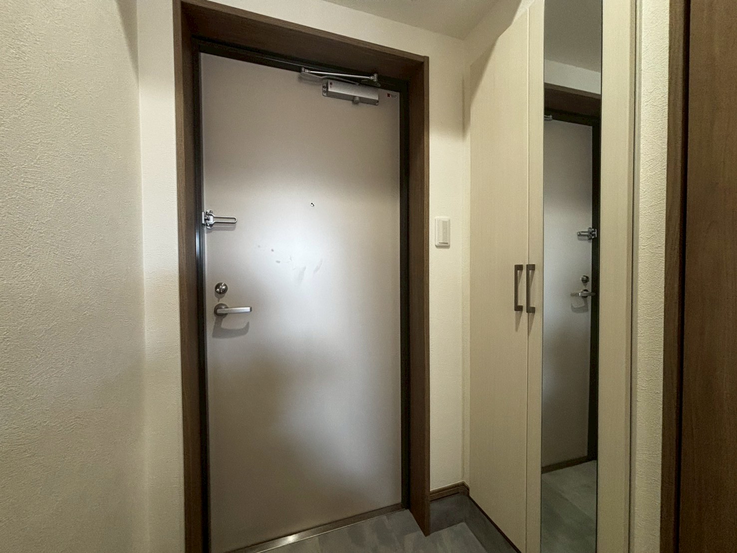 玄関　玄関　※現況優先