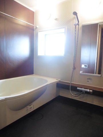 バス・シャワールーム　バス※別部屋参考写真