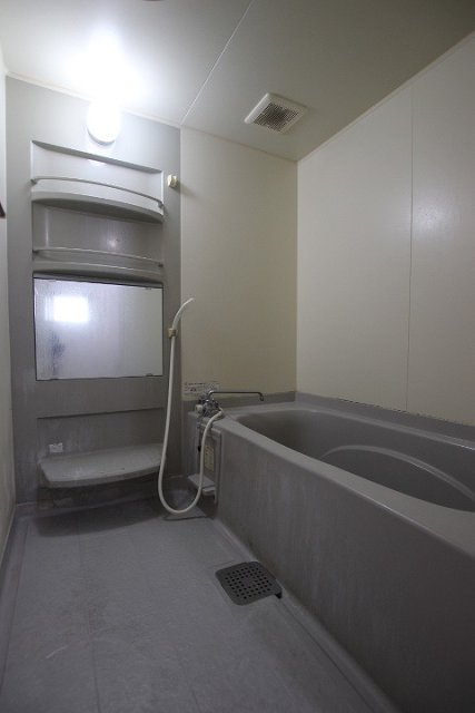 バス・シャワールーム　同物件別号室