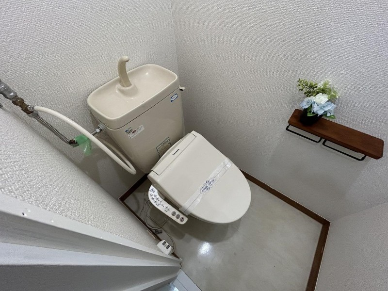 トイレ　トイレ