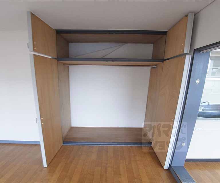 収納　クローゼット