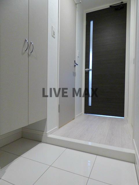 玄関　※写真と異なる場合は現状優先