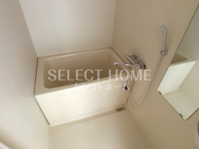 バス・シャワールーム　日々の疲れを癒すお風呂付です 同型タイプ