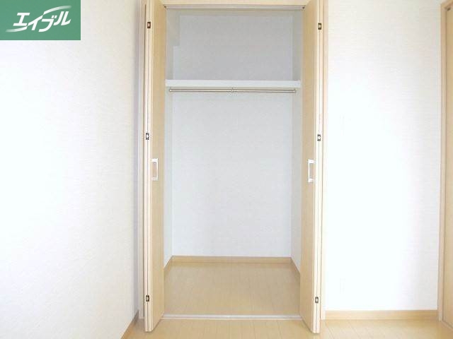 収納　クローゼット