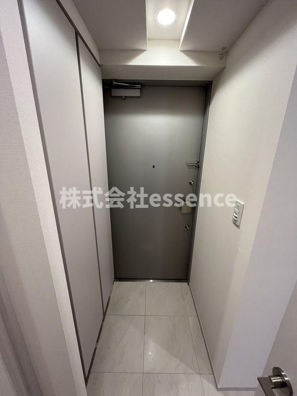 玄関　弊社ではオンライン対応・現地対応可能です♪