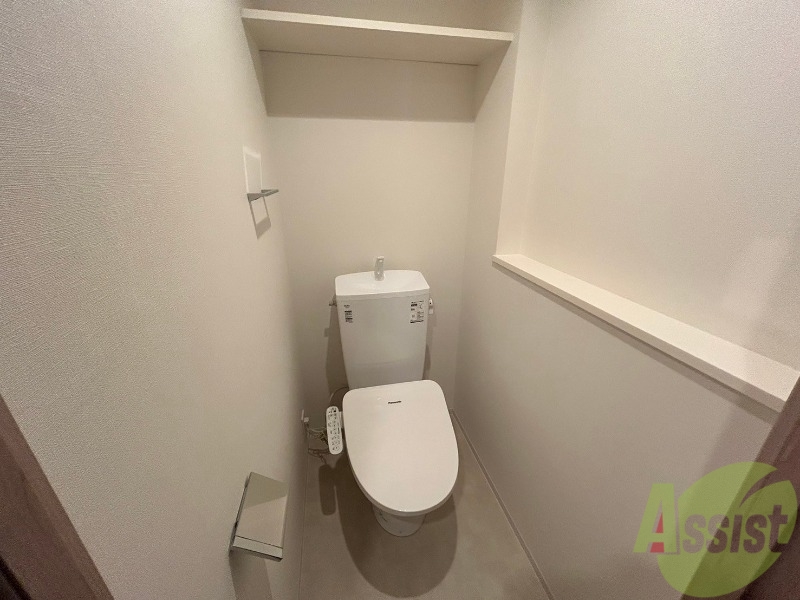 トイレ　こちらはトイレです。清潔感があり、安心して使用できます。