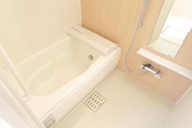 バス・シャワールーム　バス（イメージ）