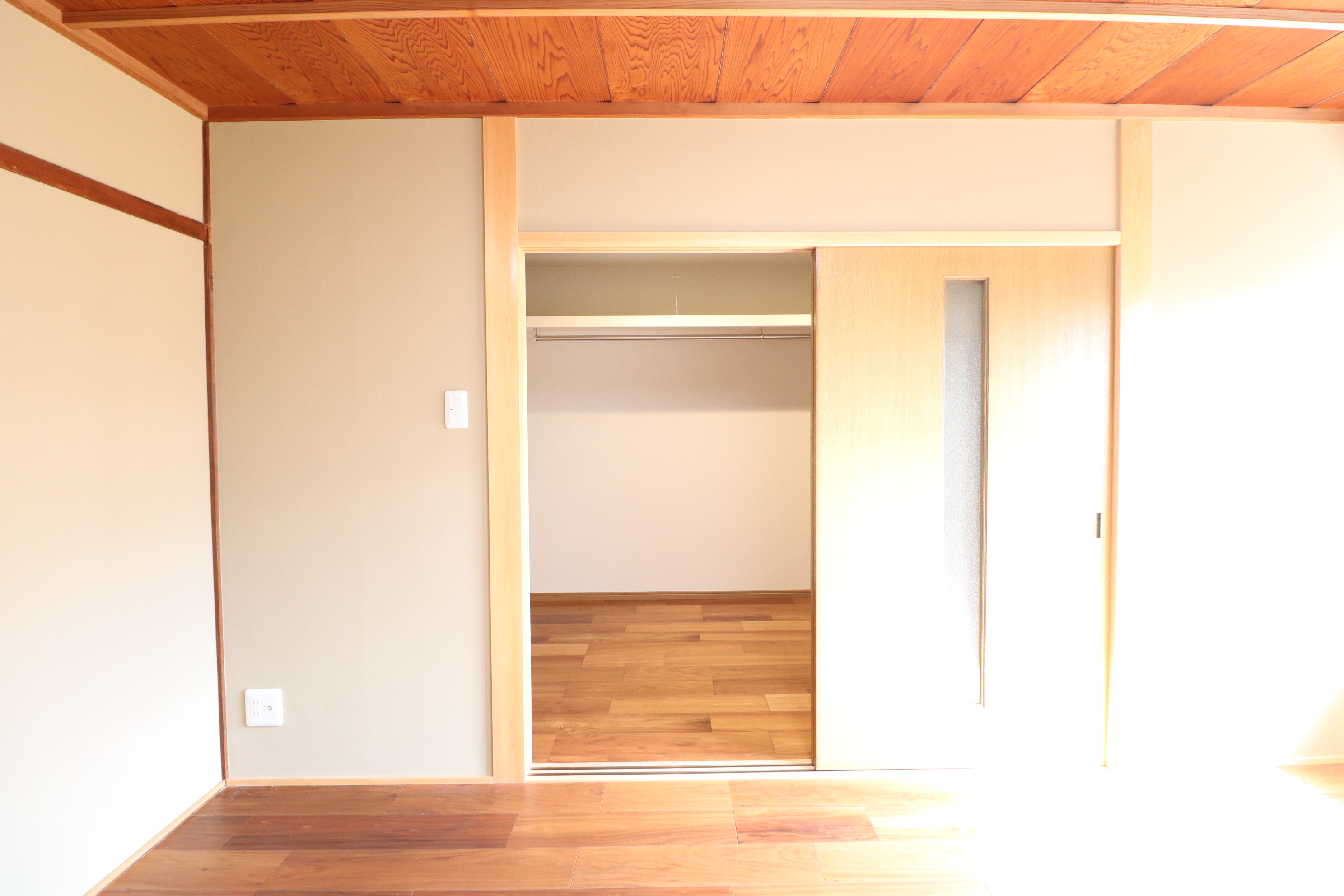 収納　大きなウォークインクローゼット♪