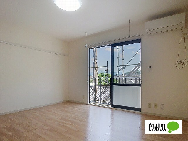 居室・リビング　２０２の写真