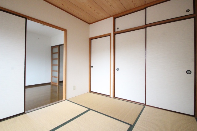 居室・リビング　※別室の参考写真の為、現況優先です。