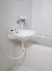 洗面設備　洗面所です