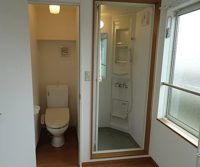 バス・シャワールーム