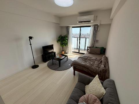 居室・リビング　室内