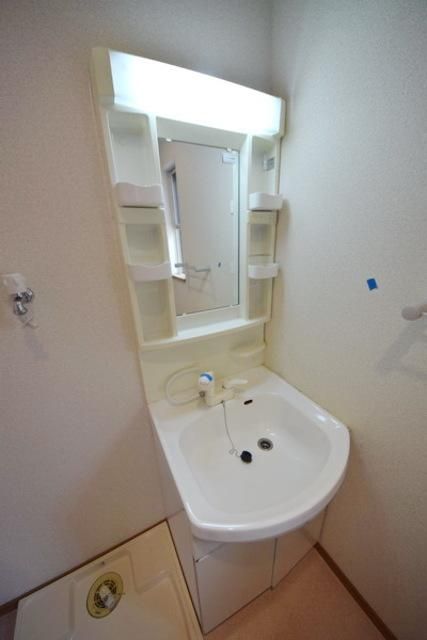 洗面設備　★忙しい朝に便利な独立洗面台★