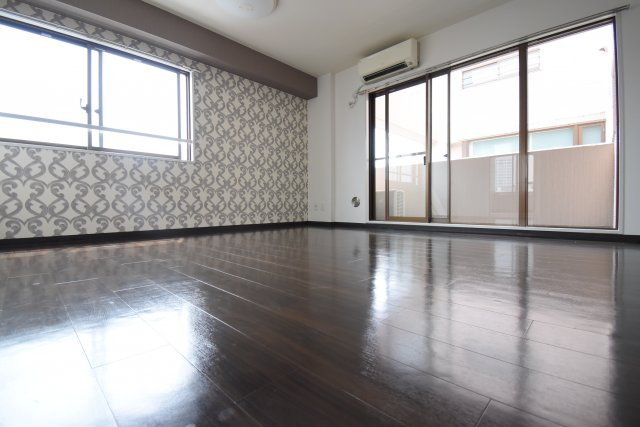 居室・リビング　※別部屋参考画像です。