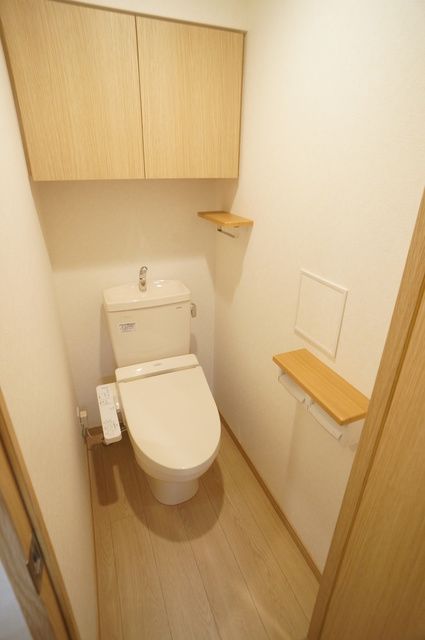 トイレ　ウォシュレット付きのトイレで快適