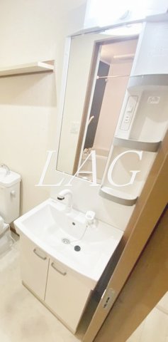 洗面設備　独立洗面台です。