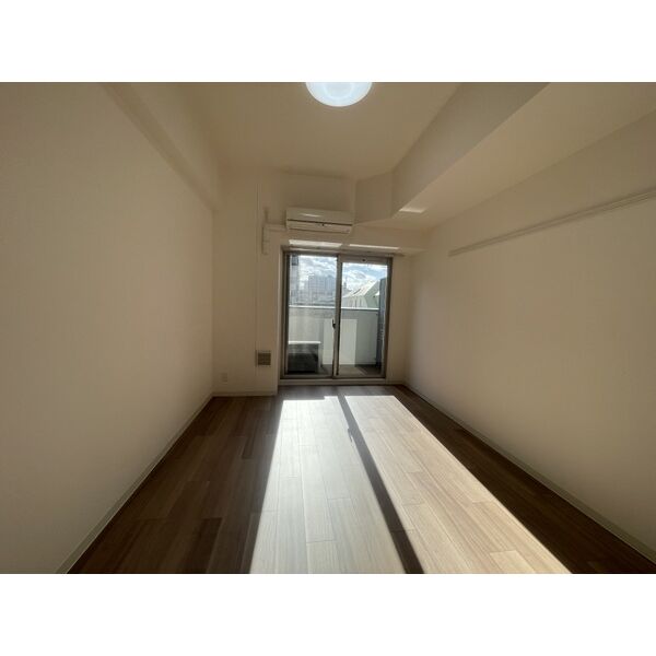 居室・リビング　同タイプ写真