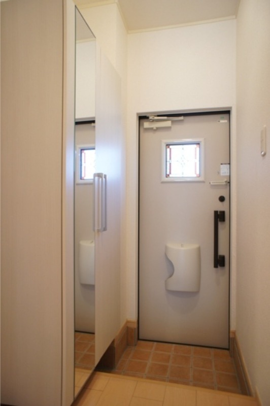 玄関　図面と現状に相違がある場合には現状を優先