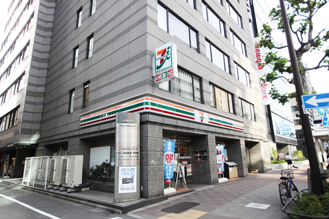 コンビニ　セブン-イレブン日本橋茅場町2丁目店（コンビニ）まで344m